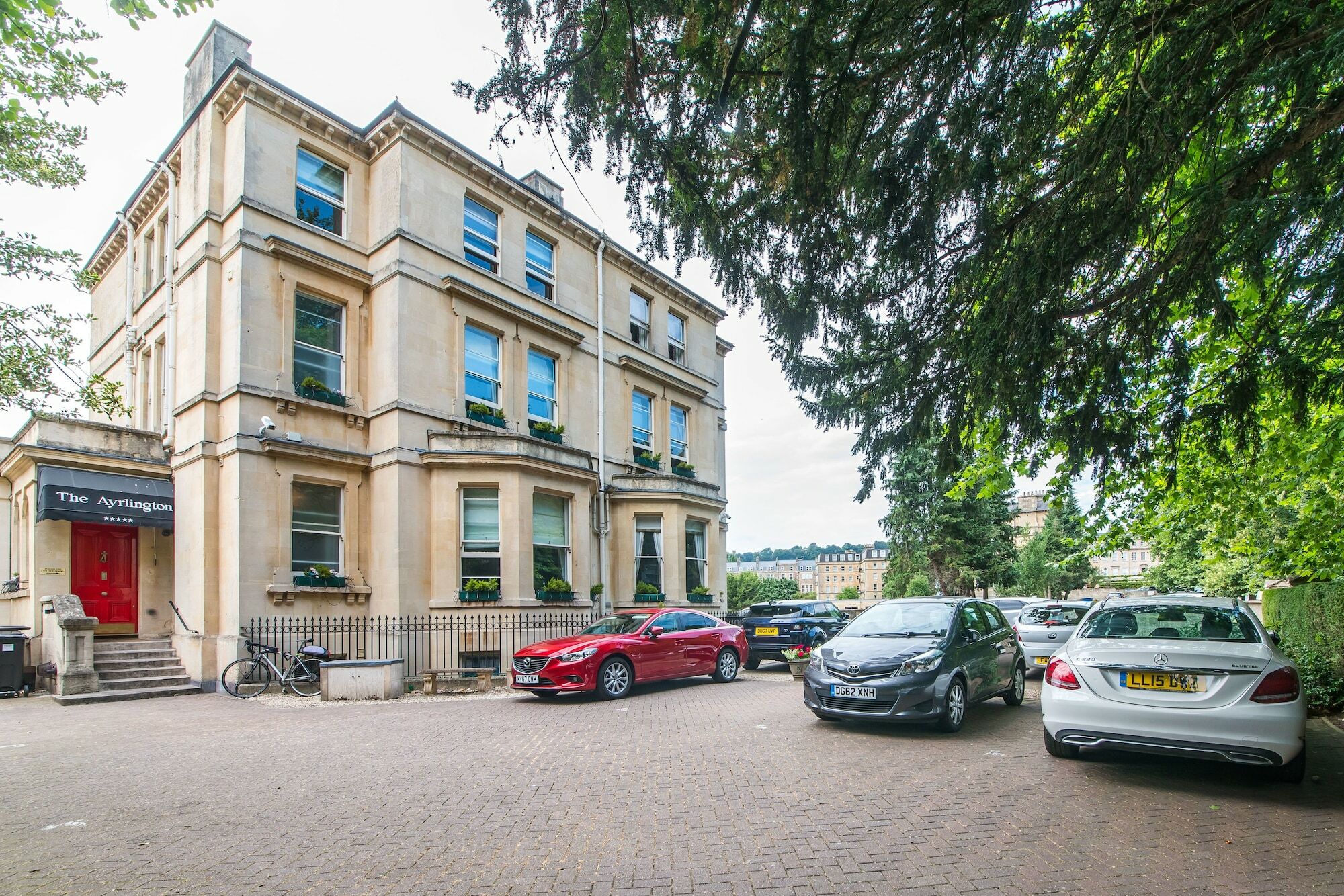 The Ayrlington Guesthouse Bath Exterior photo